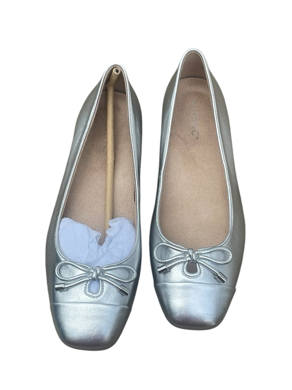 Vionic Klara Silver Ballet Flat, Size 9, Extra Insoles, NWOT